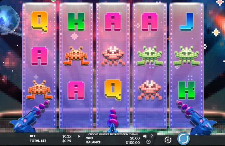 8 Bit Intruders video slot machine screenshot